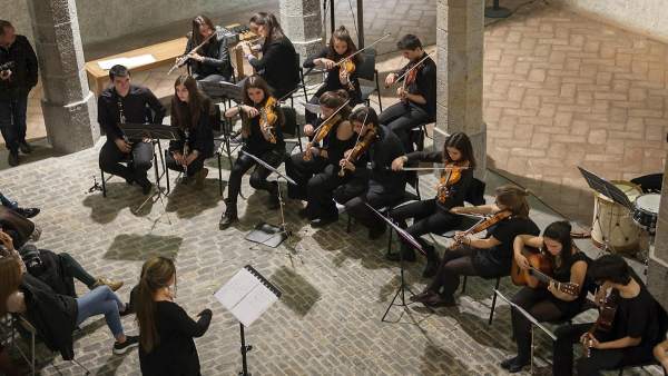 Orquesta Atrilia. Orquesta Atrilia.