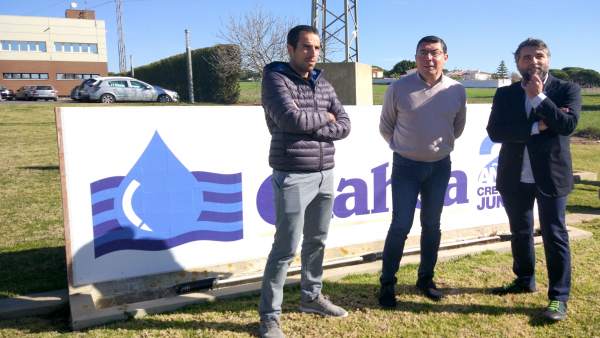 Presentan una campaña para el consumo responsable de agua del grifo. Presentan una campaña para el consumo responsable de agua del grifo.