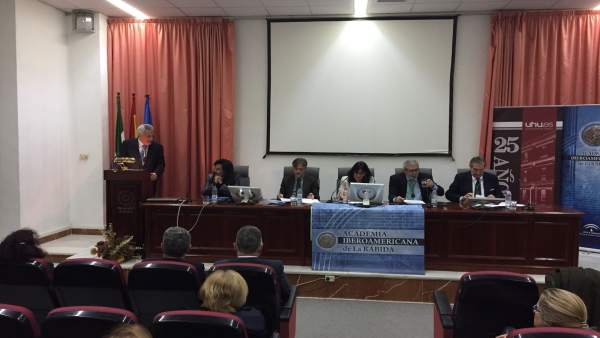 El consejero José Fiscal en un acto en la Academia Iberoamericana de La Rábida El consejero José Fiscal en un acto en la Academia Iberoamericana de La Rábida