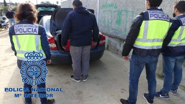 Np: Algeciras Robo Naves De La Menacha Np: Algeciras Robo Naves De La Menacha