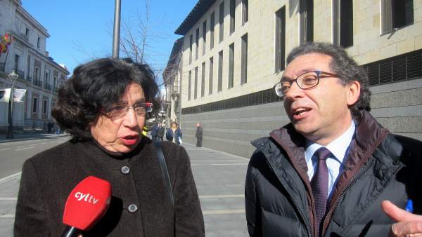 Abogados de las acusaciones populares. Abogados de las acusaciones populares.