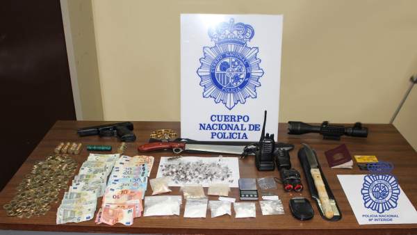 Material intervenido por la Policía Nacional Material intervenido por la Policía Nacional