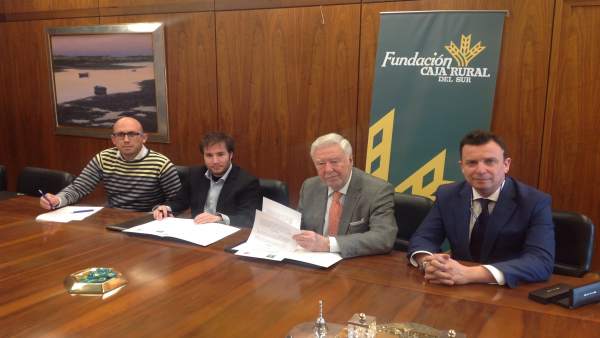 Acuerdo entre la Fundación Caja Rural del Sur y AJE. Acuerdo entre la Fundación Caja Rural del Sur y AJE.