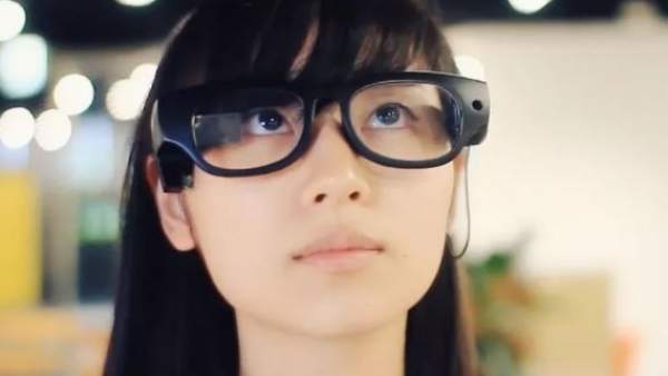 Las gafas que convierten el texto en voz Las gafas que convierten el texto en voz