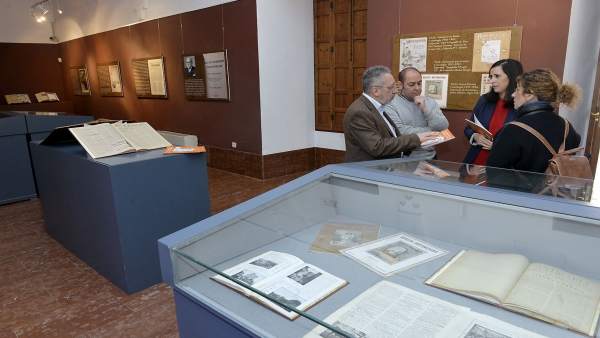 Exposición sala Antonio Montiel Exposición sala Antonio Montiel