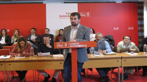 Luis Tudanca interviene en el Comité Autonómico Luis Tudanca interviene en el Comité Autonómico