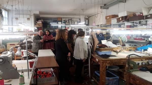 Fotos Y Nota De Prensa: Un Total De Nueve Empresas Gaditanas De Piel Y Marroquin Fotos Y Nota De Prensa: Un Total De Nueve Empresas Gaditanas De Piel Y Marroquin