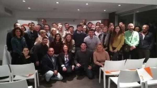 Jóvenes Cs Jóvenes Cs