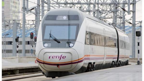 Tren de Renfe Tren de Renfe