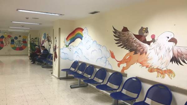 DECORACIÓN MATERNO POR ESTUDIANTES DE BELLAS ARTES DECORACIÓN MATERNO POR ESTUDIANTES DE BELLAS ARTES