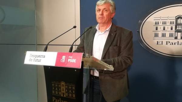 El Diputado Enric Casanova El Diputado Enric Casanova