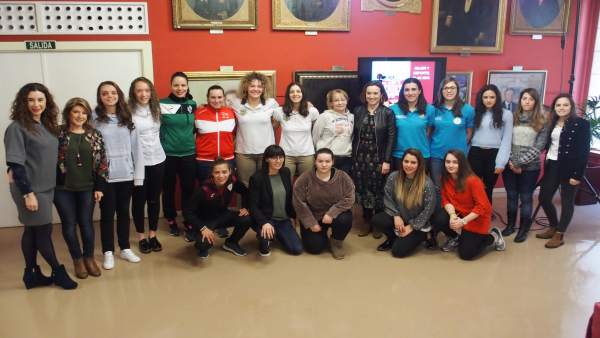Acto Gamarra sobre Mujer y Deporte Acto Gamarra sobre Mujer y Deporte