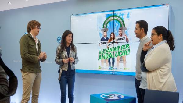 NNGG presenta la campaña 'Levántate por Andalucía' NNGG presenta la campaña 'Levántate por Andalucía'