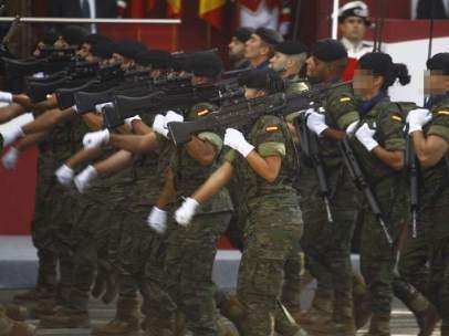 Mujeres fuerzas armadas