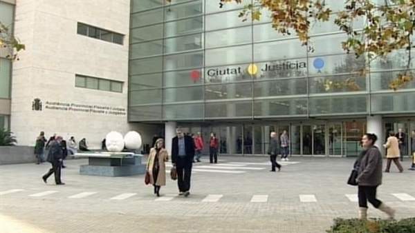 Investiguen a l'exdirectora de l'Ivacor per irregularitats en restauracions privades Investiguen a l'exdirectora de l'Ivacor per irregularitats en restauracions privades