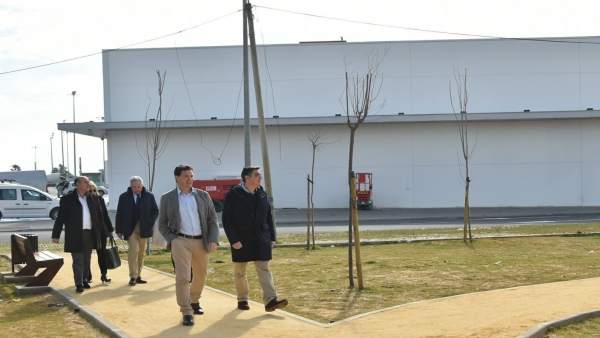 Visita al nuevo parque empresarial de Lepe. Visita al nuevo parque empresarial de Lepe.