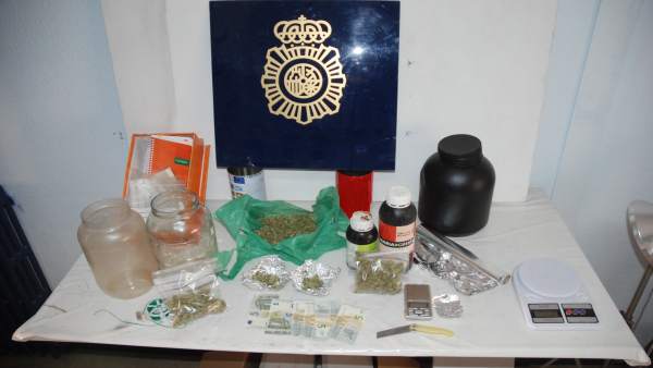Rmtdº Nota De Prensa Por Tráfico De Drogas En Álcazar De San Juan Rmtdº Nota De Prensa Por Tráfico De Drogas En Álcazar De San Juan