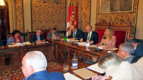 Pleno en la Diputación de Salamanca Pleno en la Diputación de Salamanca