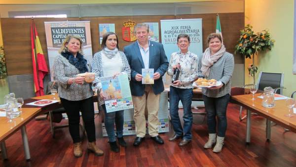 Presentación de la XIX Feria Agroalimentaria de Valdefuentes Presentación de la XIX Feria Agroalimentaria de Valdefuentes