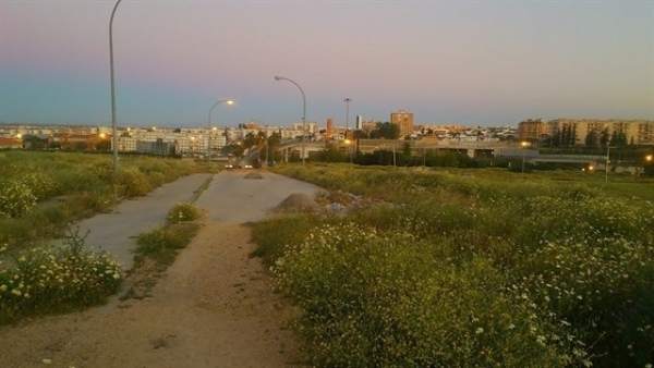 Suelos pendientes de urbanizar para conectar Tomares con el metro Suelos pendientes de urbanizar para conectar Tomares con el metro