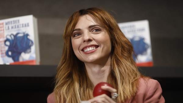 La actriz Leticia Dolera presenta su libro Morder la manzana La actriz Leticia Dolera presenta su libro Morder la manzana