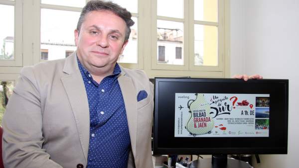El diputado de Turismo, Enrique Medina El diputado de Turismo, Enrique Medina