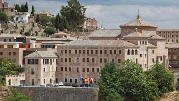 Edificio de las Cortes de Castilla-La Mancha Edificio de las Cortes de Castilla-La Mancha