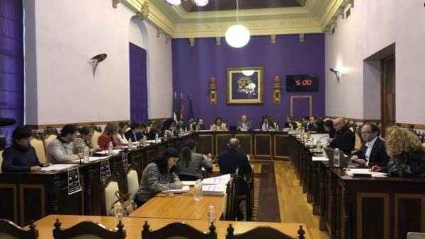 Pleno del Ayuntamiento de Jaén Pleno del Ayuntamiento de Jaén