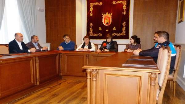 Firma del convenio. Firma del convenio.