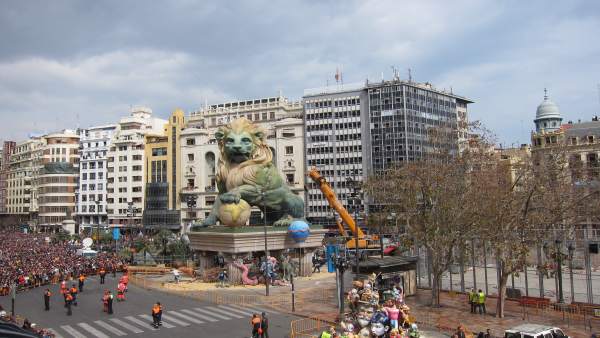 Fallas. Fallas.