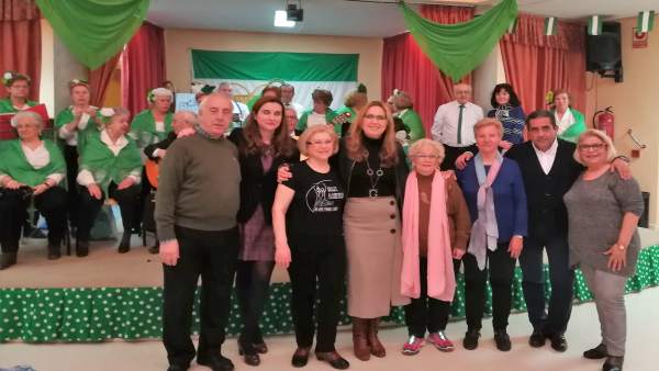 Luna (centro) visita el Centro de Participación Activa Fuensanta-Cañero Luna (centro) visita el Centro de Participación Activa Fuensanta-Cañero