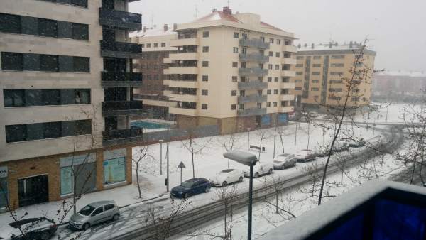 Imagen de la nevada de esta mañana en Logroño Imagen de la nevada de esta mañana en Logroño