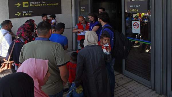 Refugiados sirios llegan a España Refugiados sirios llegan a España