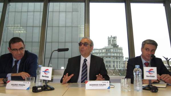Valero Penón, Rodrigo Galán Y Óscar Del Diego, De Ibercaja Valero Penón, Rodrigo Galán Y Óscar Del Diego, De Ibercaja