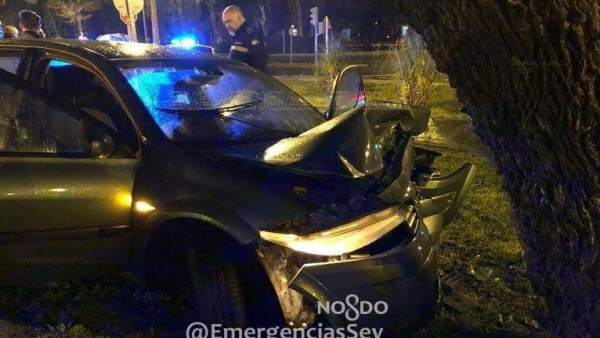 Coche accidentado Coche accidentado