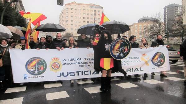 Equiparación salarial, manifestación en Santander Equiparación salarial, manifestación en Santander