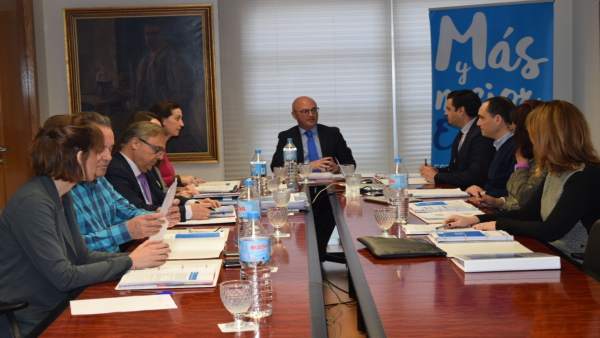 Juan Hernández Preside La Comisión De Seguimiento Juan Hernández Preside La Comisión De Seguimiento