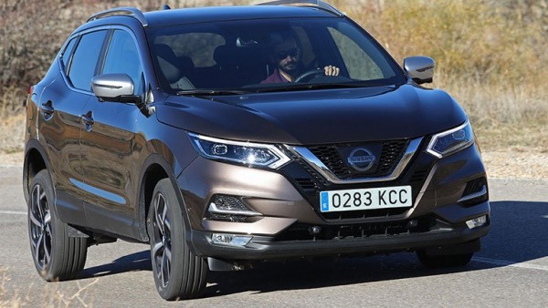 3- Nissan Qashqai 3- Nissan Qashqai