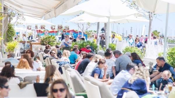 La Comunitat arranca 2018 amb un 11,3% més de turistes estrangers i un augment del 10,3% de la despesa interanual La Comunitat arranca 2018 amb un 11,3% més de turistes estrangers i un augment del 10,3% de la despesa interanual
