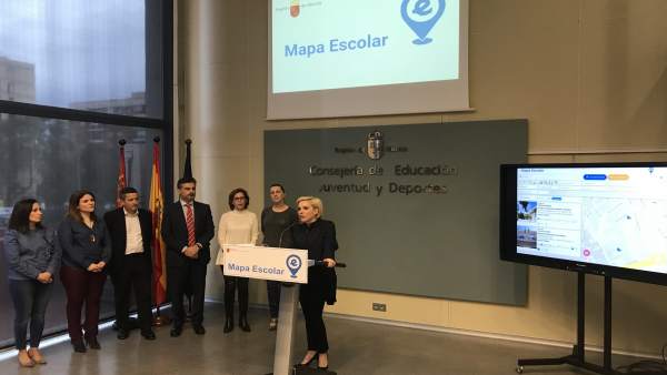 Martínez-Cachá, presenta el primer ‘Mapa escolar de la Región' Martínez-Cachá, presenta el primer ‘Mapa escolar de la Región'