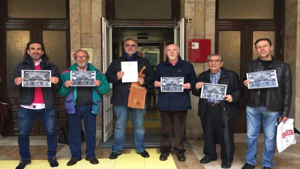 Integrantes de la mesa del ferrocarril en la Subdelegación Integrantes de la mesa del ferrocarril en la Subdelegación