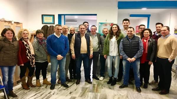 La secretaria general del PP-A, Loles López, en Valverde del Camino. La secretaria general del PP-A, Loles López, en Valverde del Camino.