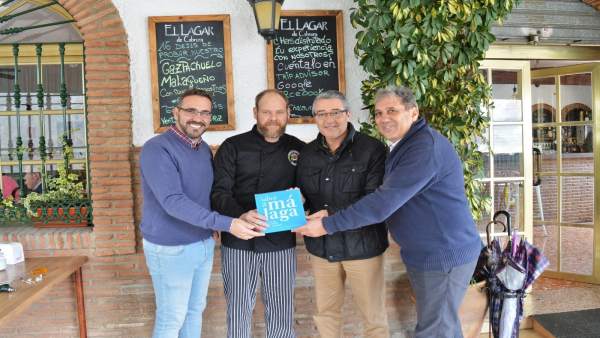 Placa Sabor a Málaga para 'La Chalaúsa' de Benagalbón Placa Sabor a Málaga para 'La Chalaúsa' de Benagalbón