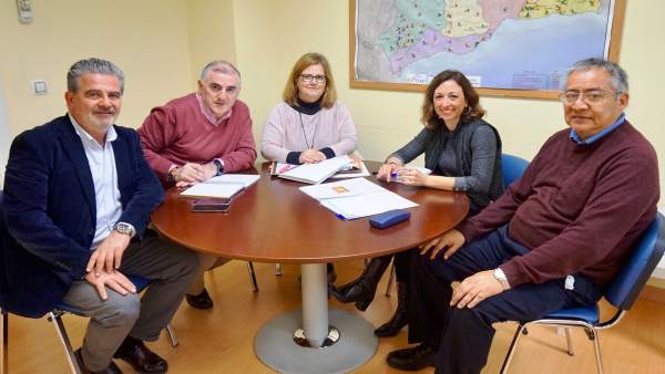 Patricia Navarro en una reunión con familias numerosas Patricia Navarro en una reunión con familias numerosas