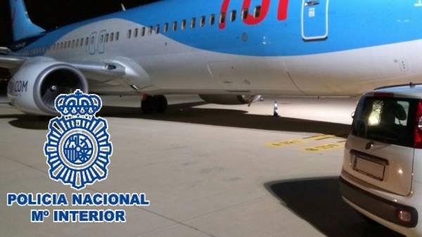 Policía Nacional Nota De Prensa (La Policía Nacional Detiene En El Aeropuerto De Policía Nacional Nota De Prensa (La Policía Nacional Detiene En El Aeropuerto De