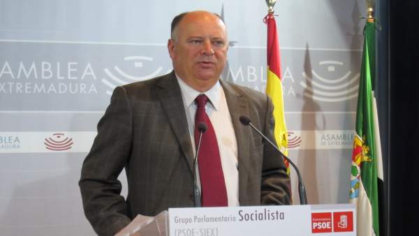 El diputado socialista Celestino Vegas en su comparecencia El diputado socialista Celestino Vegas en su comparecencia