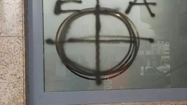 Imagen de la pintada en la sede de Podemos Jaén Imagen de la pintada en la sede de Podemos Jaén