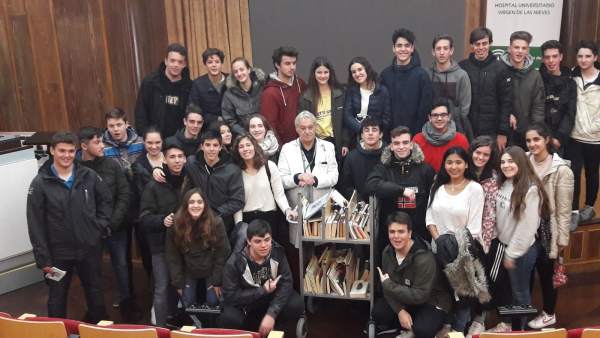Alumnos conocen el proyecto de fomento de la lectura del Virgen de las Nieves Alumnos conocen el proyecto de fomento de la lectura del Virgen de las Nieves