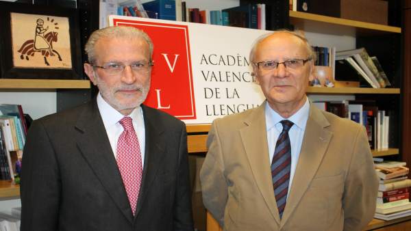 L'AVL i la Universitat destaquen la seua "complicitat" amb la presència de Morcillo en el ple de l'ens normatiu L'AVL i la Universitat destaquen la seua "complicitat" amb la presència de Morcillo en el ple de l'ens normatiu