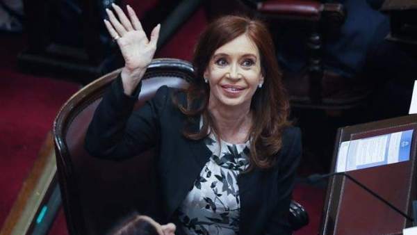 Cristina Fernández de Kirchner Cristina Fernández de Kirchner
